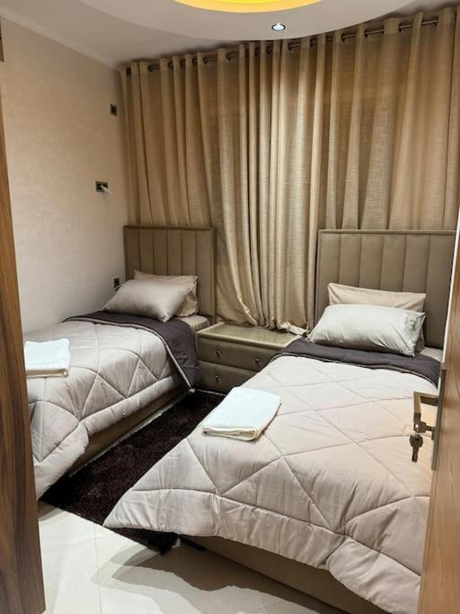 Family-Sized Cosy Apartment Ларач Екстер'єр фото